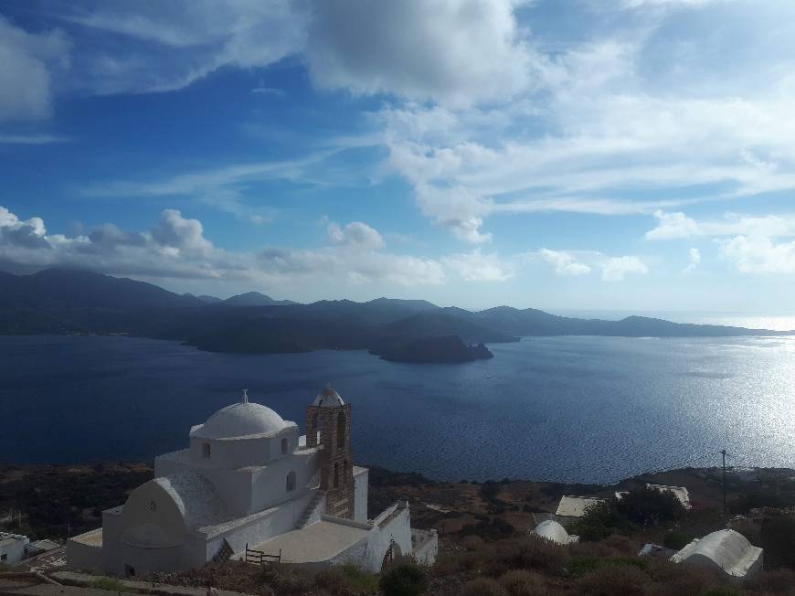 Lugar Plaka Castle (Venetian Castle of Milos)