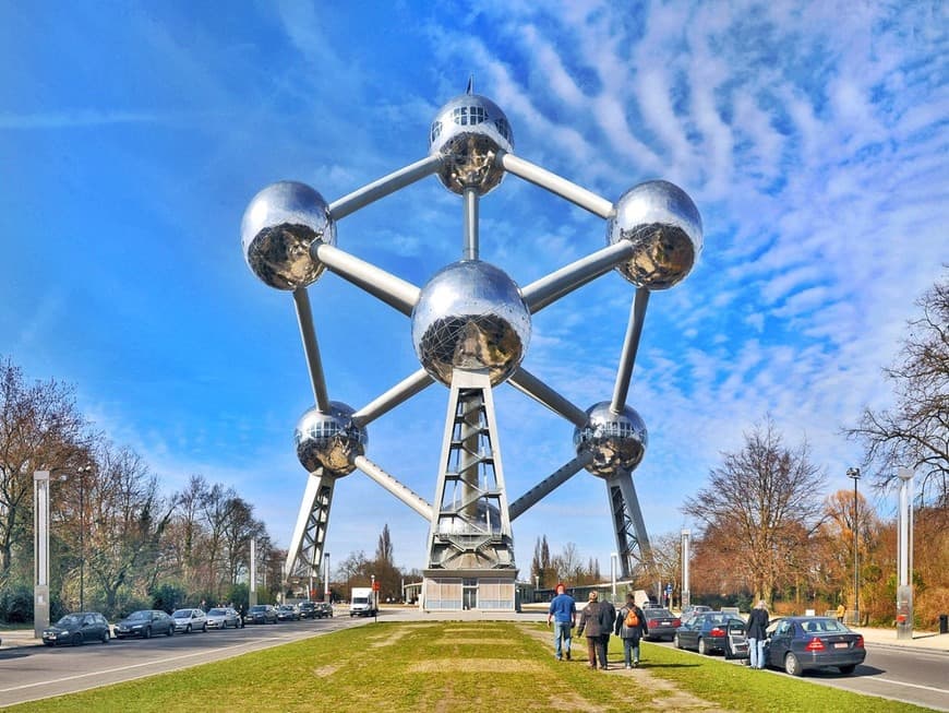 Lugar Atomium