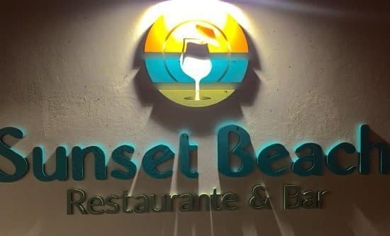 Restaurants Sunset Beach - Restaurante & Bar