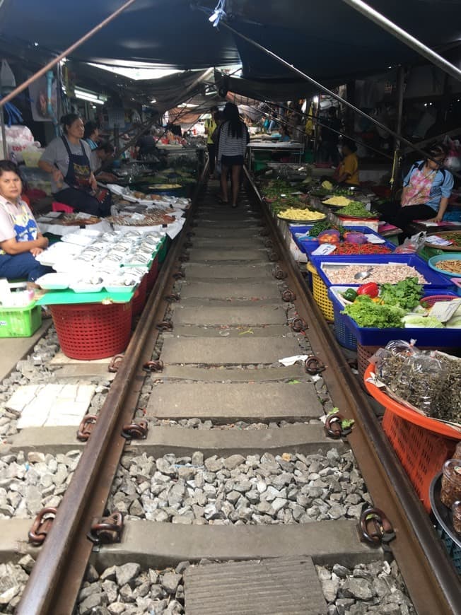 Place Maeklong Railway Market 