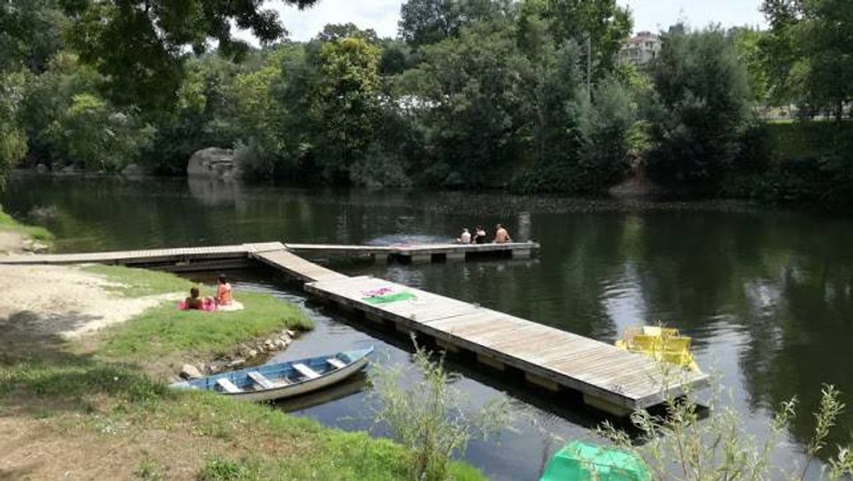 Place Praia Fluvial Aurora