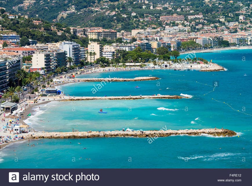 Place Carnolès Beach