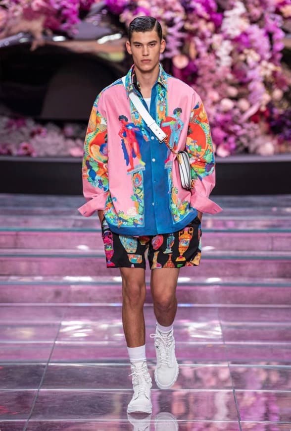 Moda VERSACE SPRING 2020