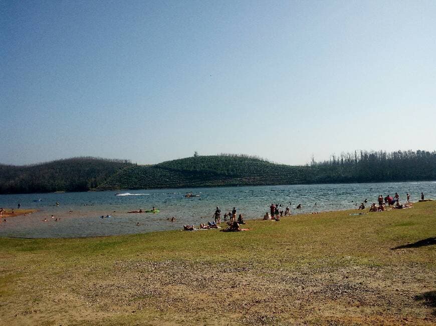 Lugar Praia Fluvial da Senhora da Ribeira