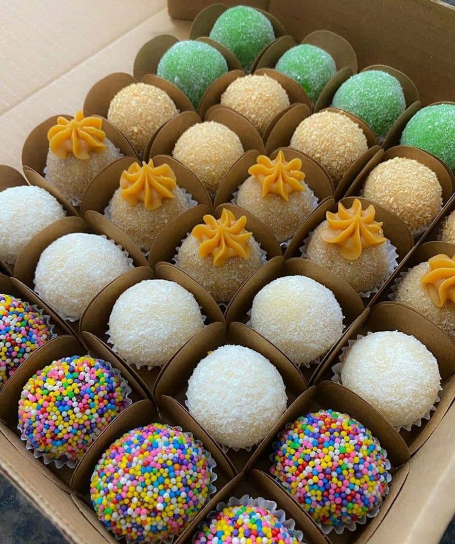 Moda Beijinhos e brigadeiros 😋