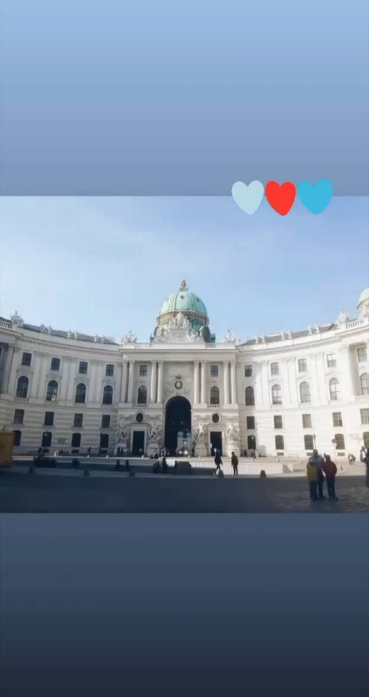 Place Hofburg Palace