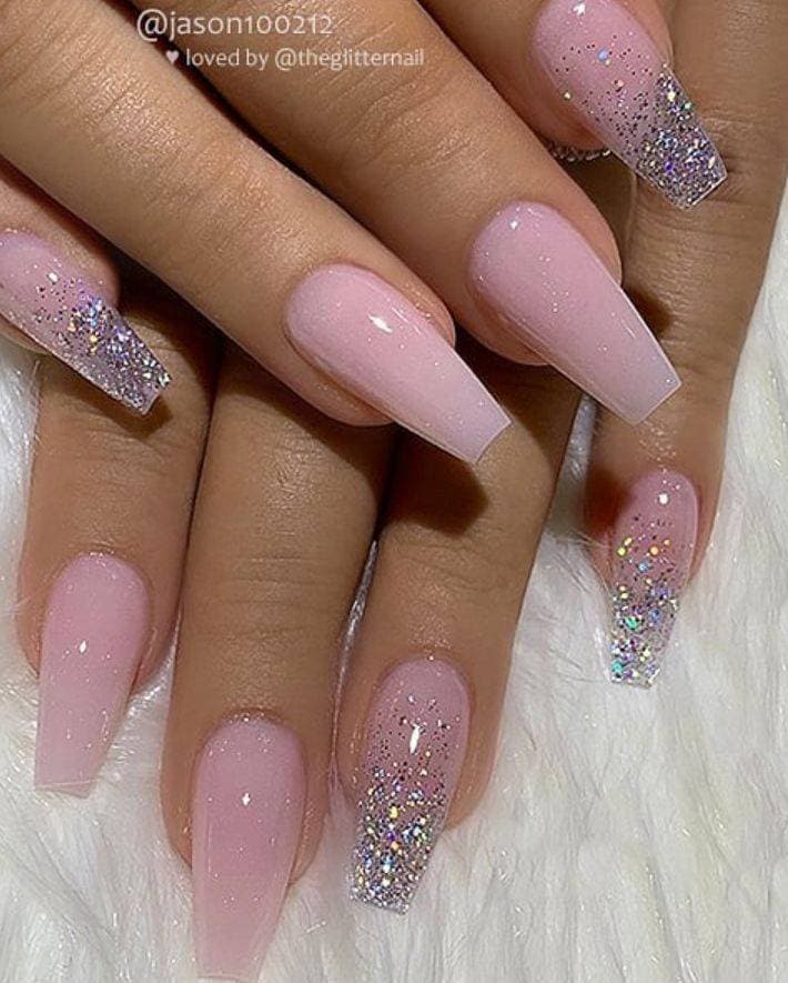 Moda Unhas simples com brilho