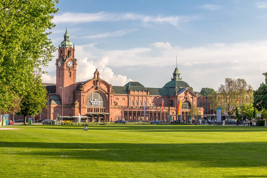 Lugar Wiesbaden Hbf