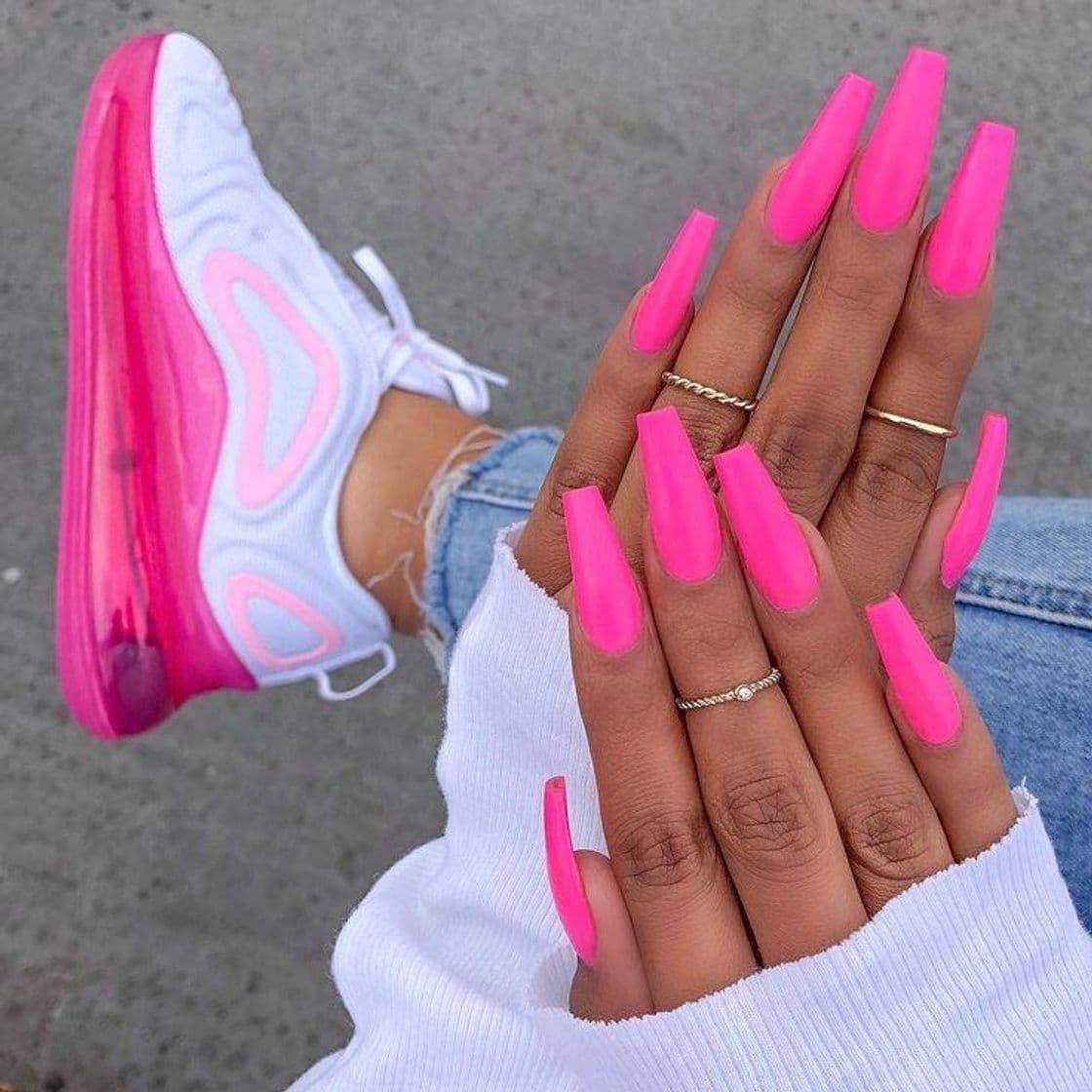 Fashion Pink Nails 💅