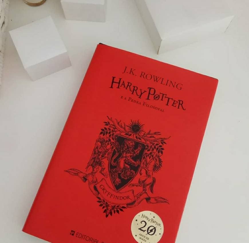 Book Harry Potter e a pedra filosofal