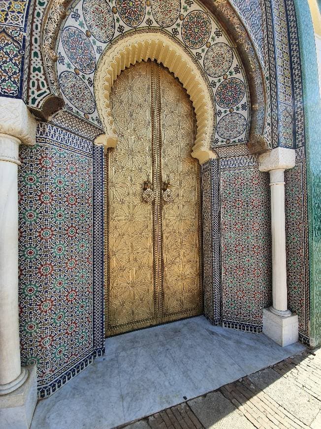 Place The Royal Palace in Fez