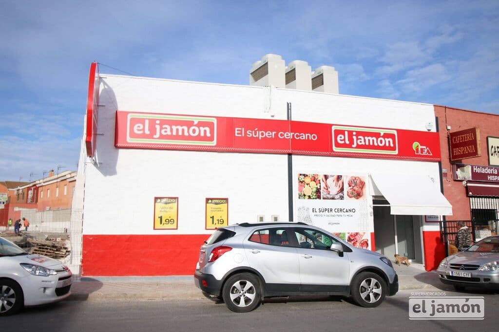 Lugar Supermercados El Jamón