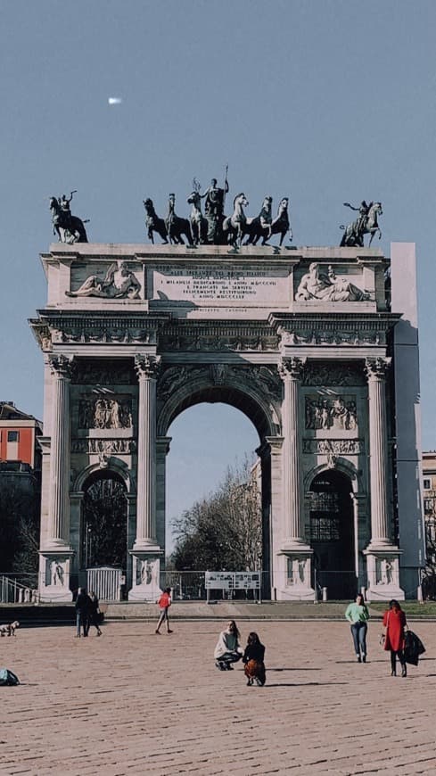 Place Arco Della Pace