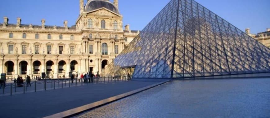 Place Museo del Louvre