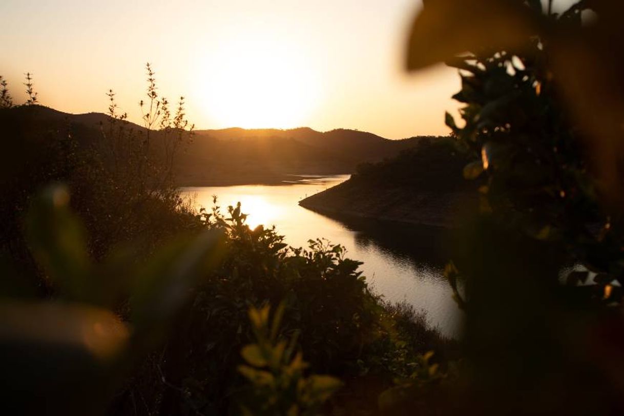 Place Barragem de Santa Clara