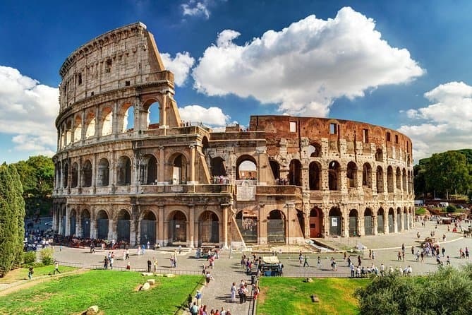 Lugar Coliseo de Roma