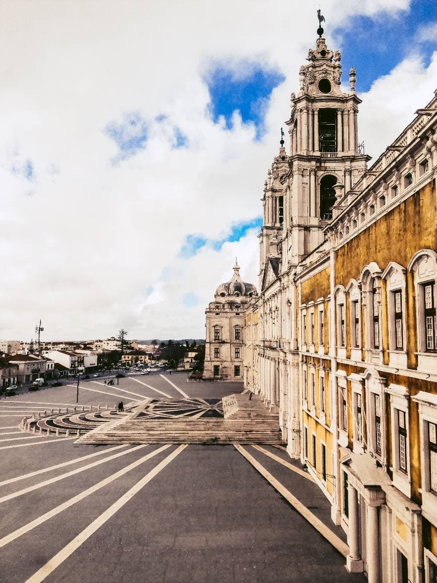 Place Mafra National Palace