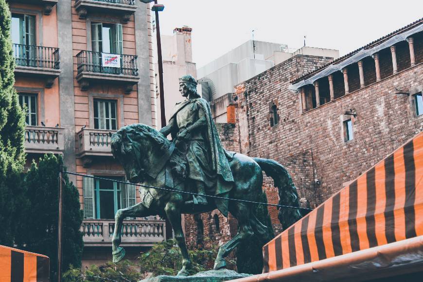 Place Estàtua eqüestre de Ramon Berenguer III