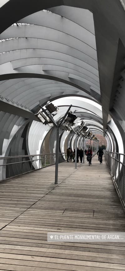 Place Puente Monumental de Arganzuela