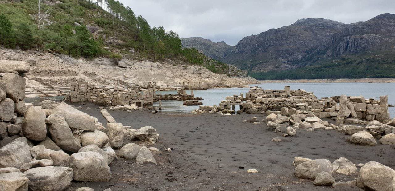 Place Barragem de Vilarinho das Furnas