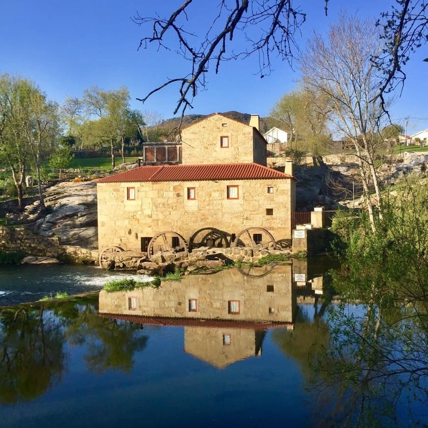 Lugar Ponte Românica de Vilar de Mouros