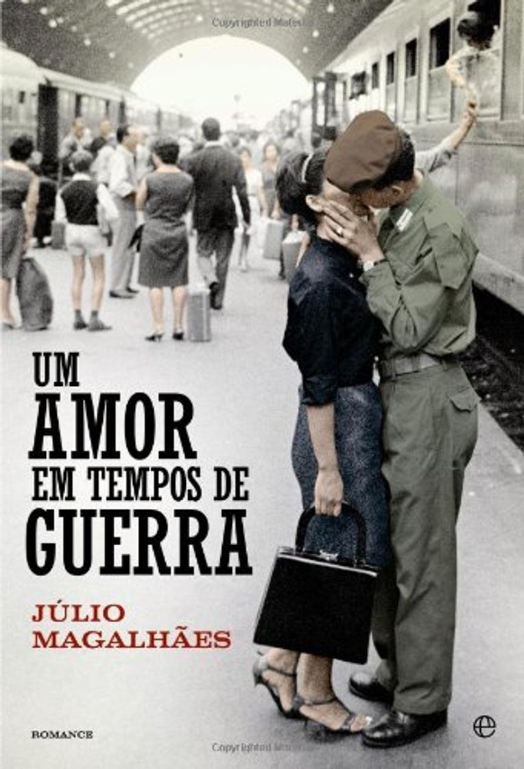 Libro Um Amor em Tempos de Guerra