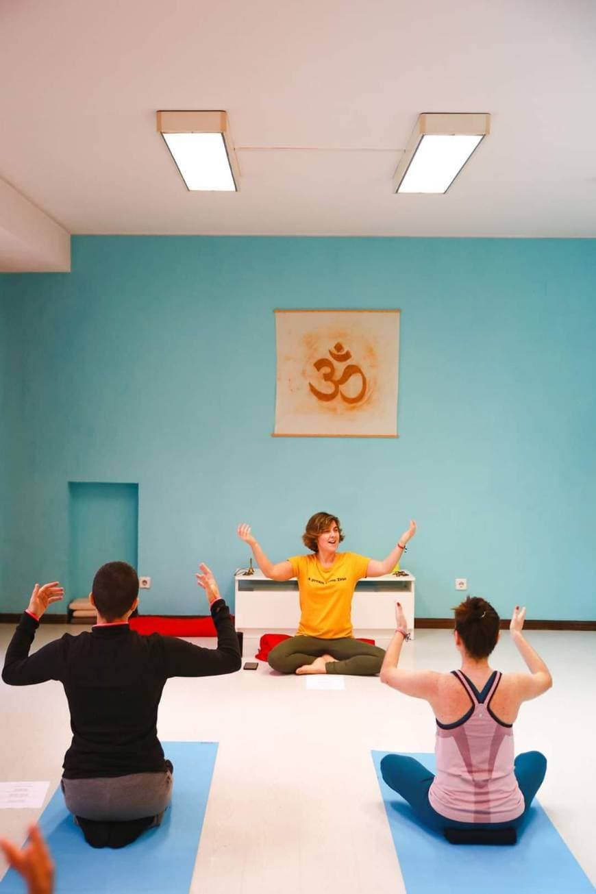 Place Dharma Yoga Studio - Porto