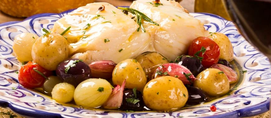 Moda Bacalhau à Lagareiro | Traditional Fish Dish From Portugal ...