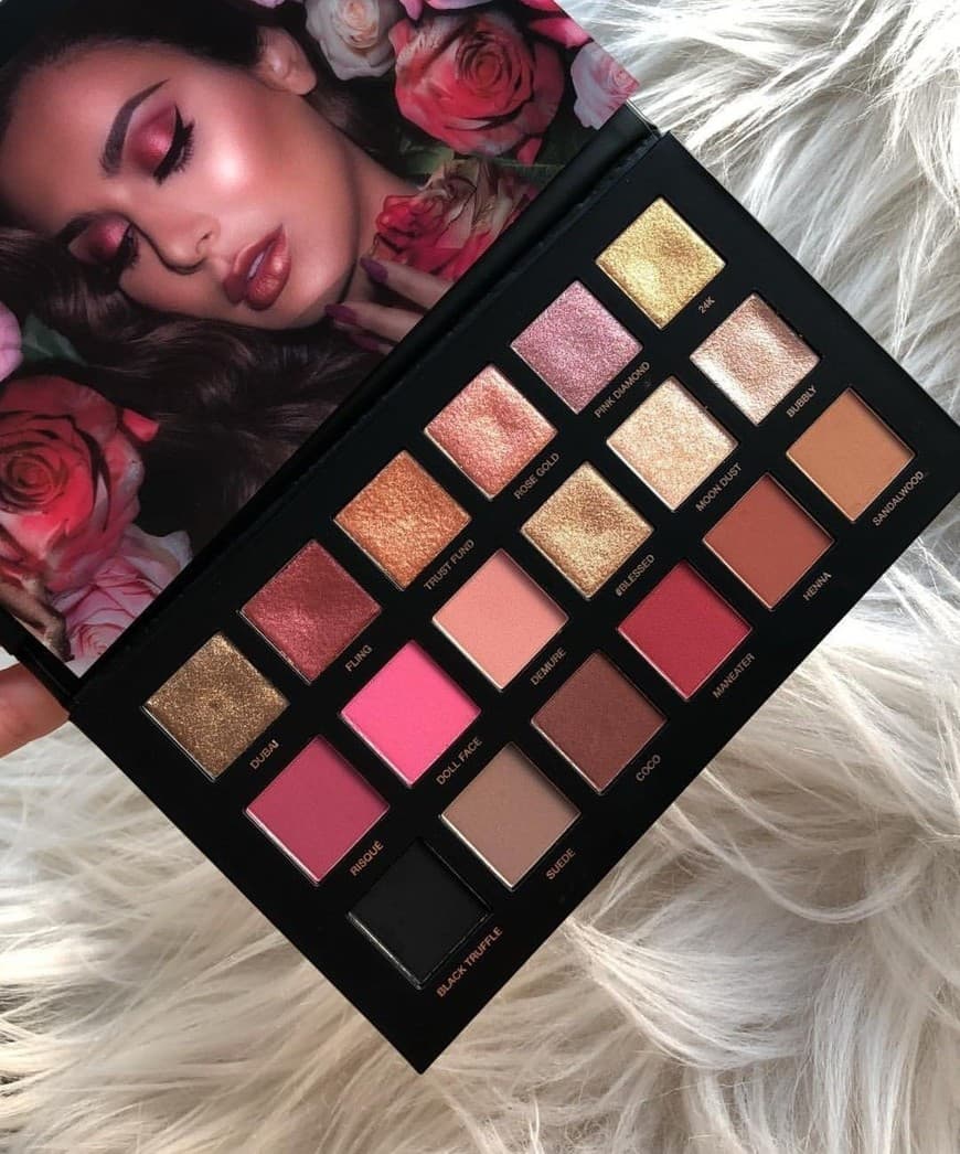 Product Rose Gold Palette
Remastered huda beauty