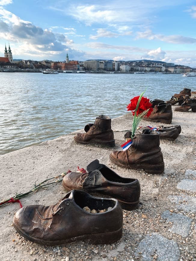 Lugar Shoes on the Danube Bank