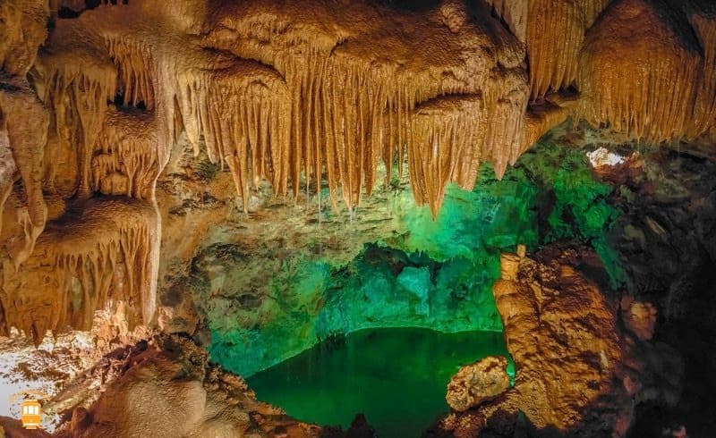 Place Casas das Grutas de Mira de Aire