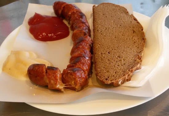 Restaurants Käsekrainer Bratwurst