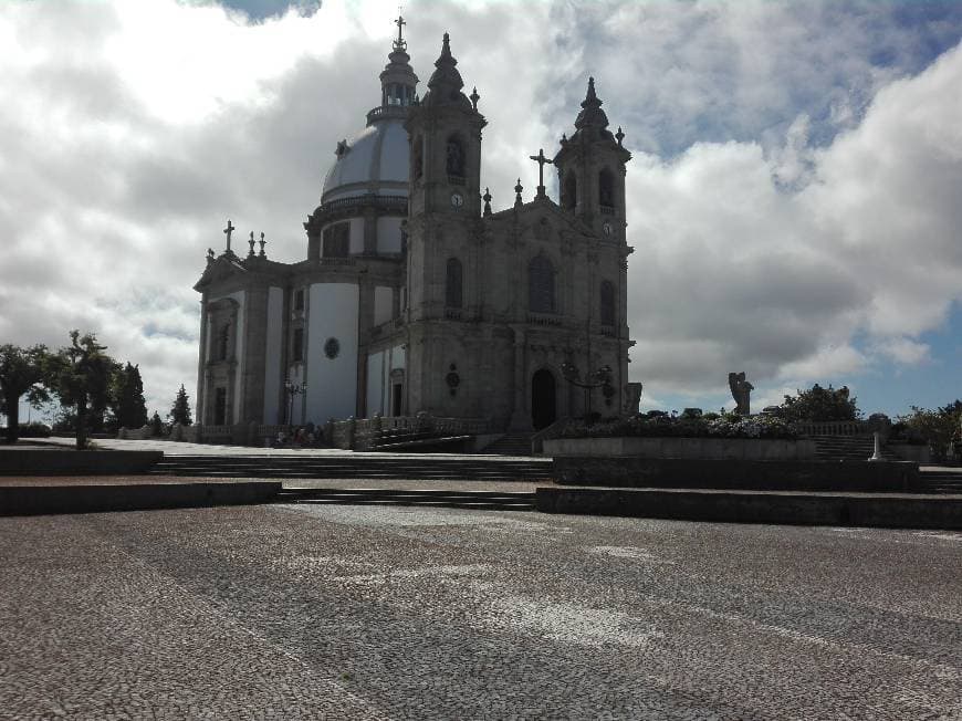 Lugar Largo do Santuário do Bom Jesus