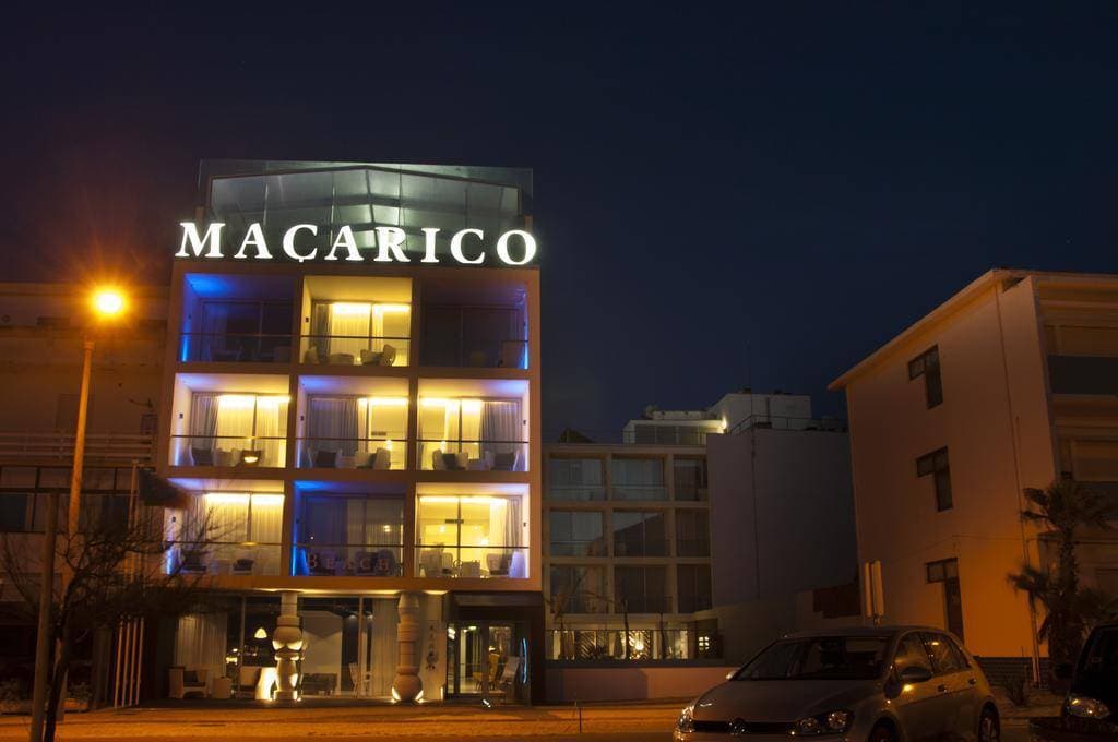 Lugar Macarico Beach Hotel