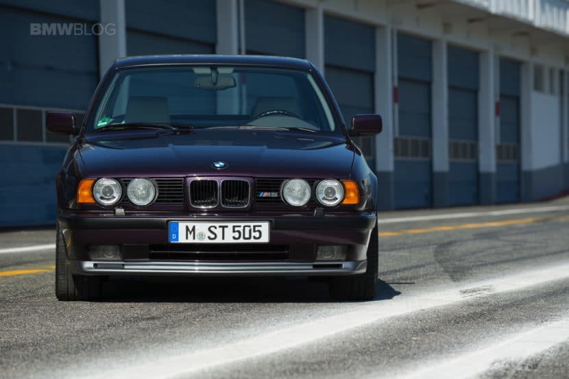 Moda BMW M5 E34