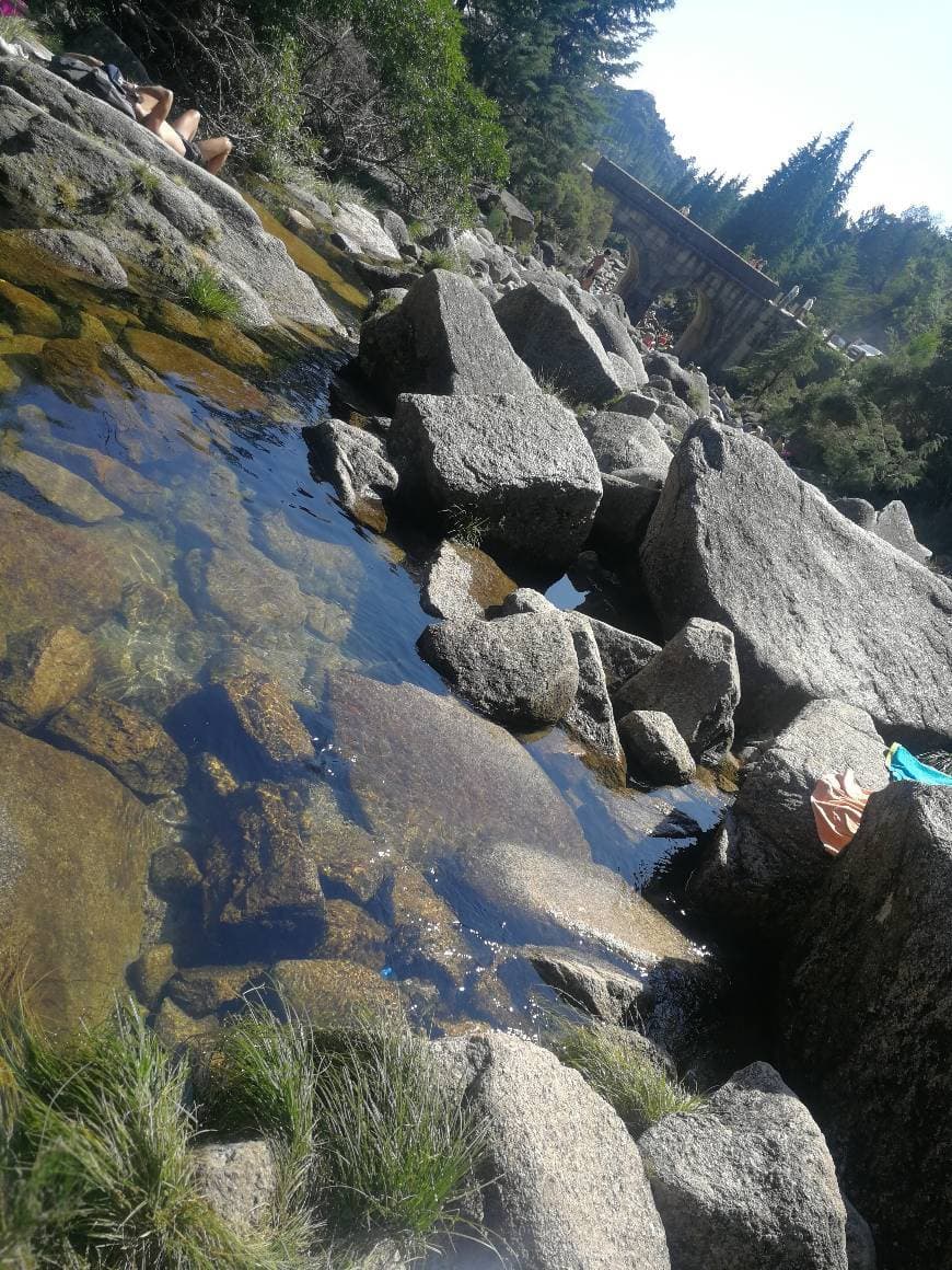 Lugar Cascata do Arado