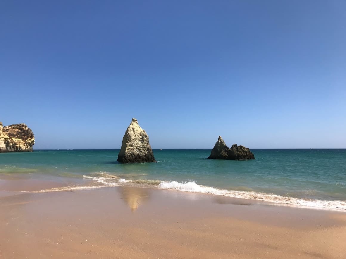 Place Rua Praia dos Três Irmãos