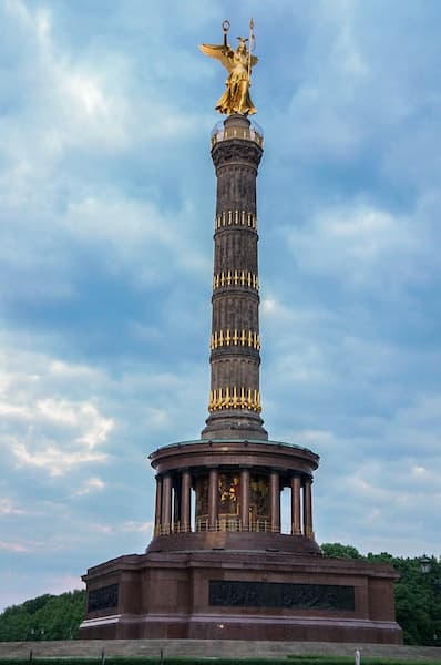 Place Victory Column