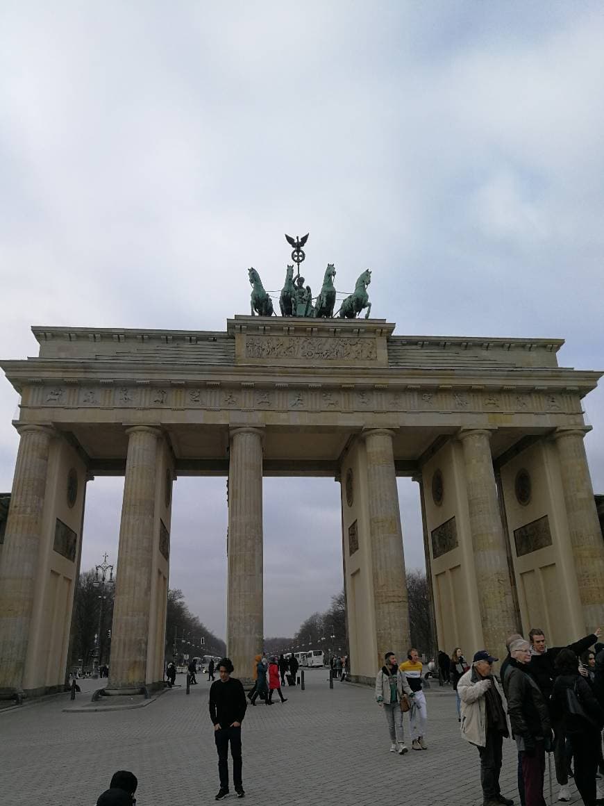 Lugar Catedral de Berlín