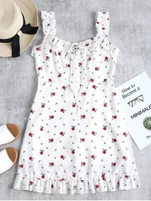 Fashion Vestido branco com pequenas flores