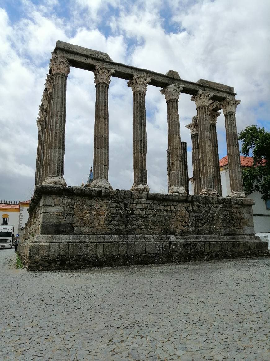 Place Evora