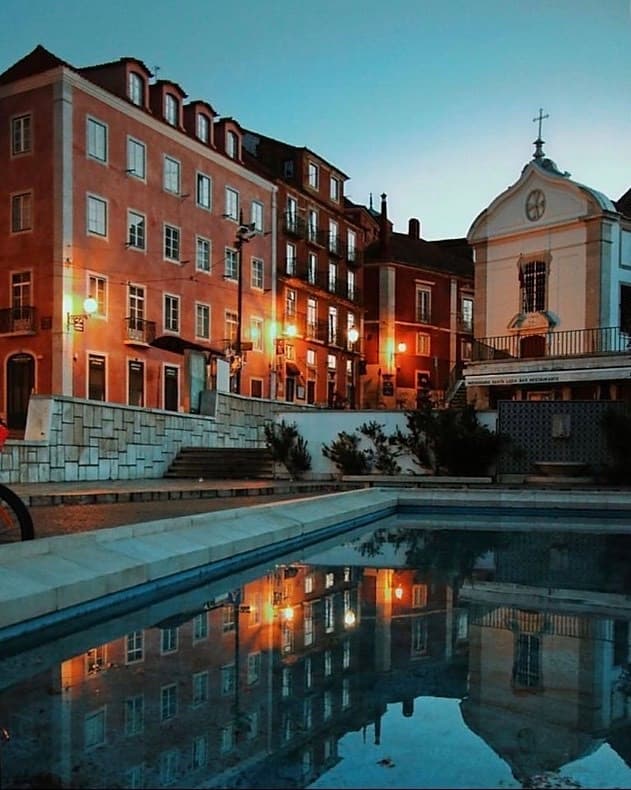 Place Miradouro de Santa Luzia