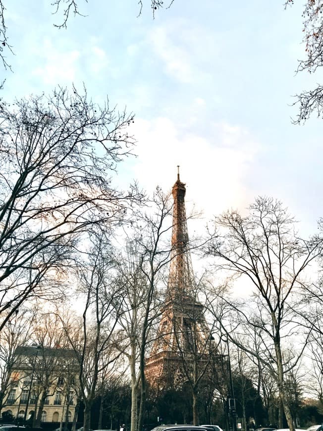 Place Torre Eiffel