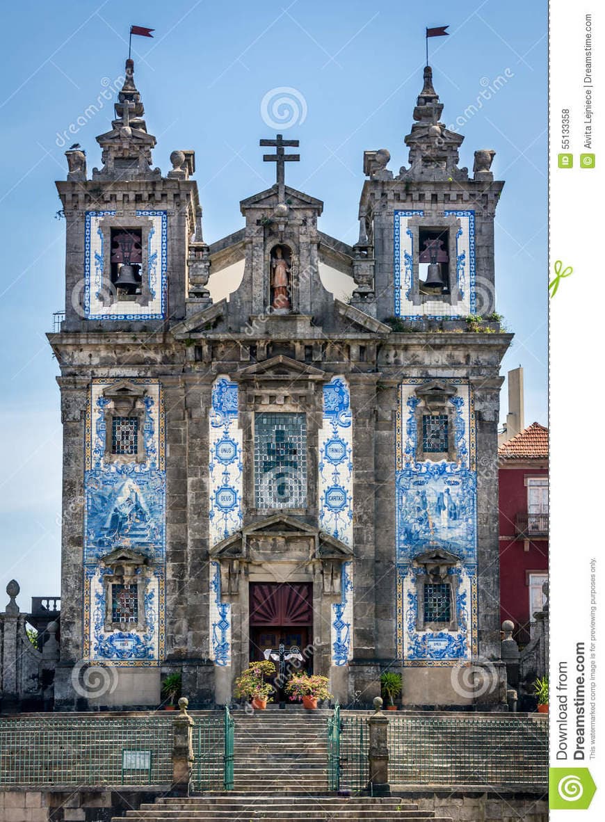 Place Iglesia de San Ildefonso