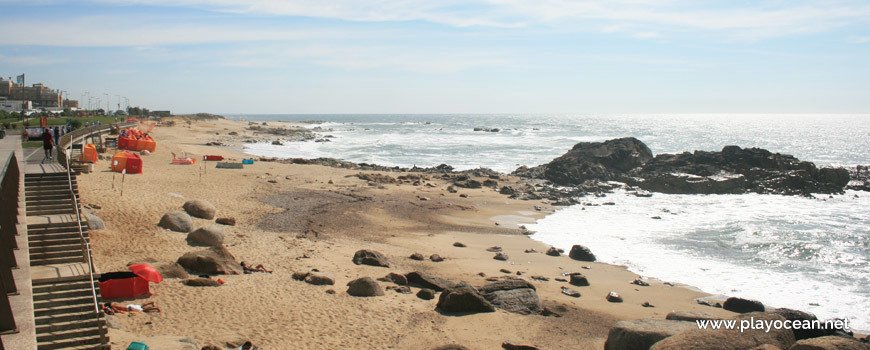 Lugar Praia das Pedras Amarelas