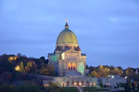 Lugar Saint Joseph's Oratory of Mount Royal