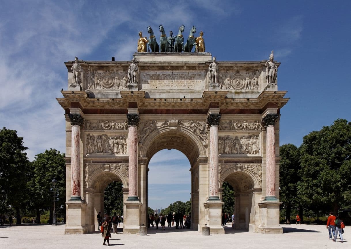 Place Arc de Triomphe du Carrousel