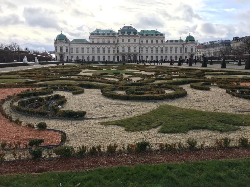 Place Belvedere Palace