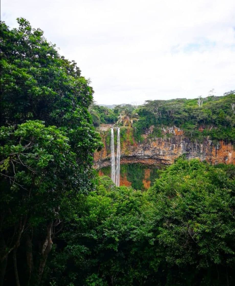 Place Chamarel Waterfall