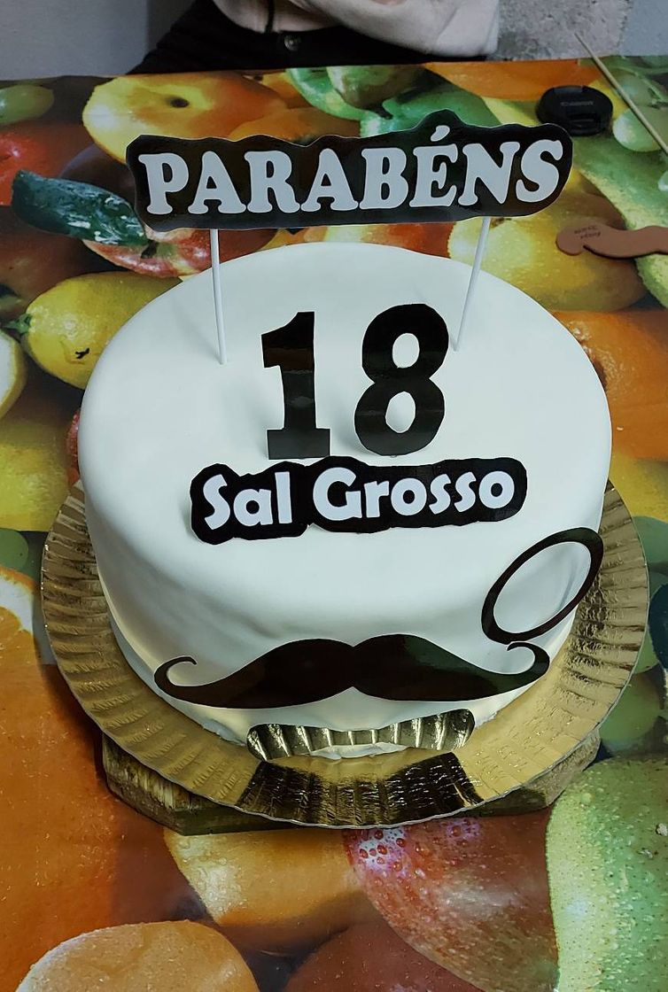 Fashion Meu bolo de aniversário de 18 anos